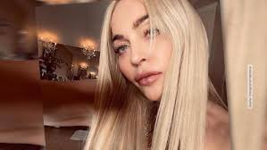 See more of madonna on facebook. Mensch Madonna Schonheitschirurgin Erklart Was Mit Ihrem Gesicht Alles Passiert Ist