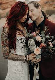 Slipknot/stone sour frontman corey taylor married girlfriend alicia dove earlier this month, and the couple took to social media to the couple revealed their engagement back in april, with dove sharing via twitter the sweet and simple way taylor popped the question: Alicia Dove On Tumblr