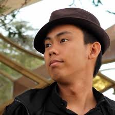 Trang thơ Quân Thạch