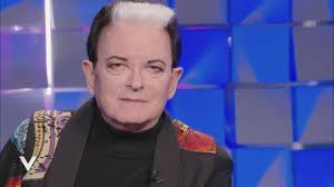 Giuseppe cristiano malgioglio nasce il 12 aprile del 1945 a ramacca, nel catanese. Gli Occhi Di Cristiano Malgioglio Verissimo Video Mediaset Play