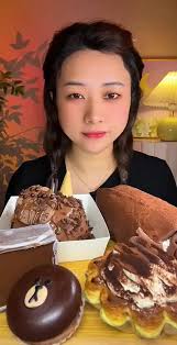 Mrs Shi Chocolate Cake
