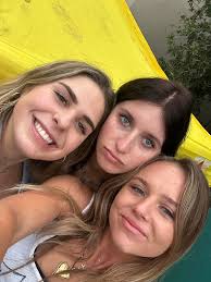 Roommate Wanted for June Move-in in Carlsbad, Encinitas, or San Marcos