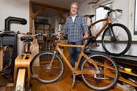 Da diese hölzer sämtlich im trockenen inneren des schuppens liegen, ist eine holzschutzbehandlung hier nicht nötig. Tischlermeister Martin Schlimbach Baut Fahrrader Aus Holz