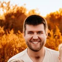 Peter Malak's Instagram, Twitter & Facebook