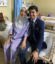 The special parliament sitting was held yesterday (26 july) and we've already seen some epic quotes thrown from various politicians. Syed Saddiq On Twitter Terpaksa Tinggalkan Parlimen Awal Untuk Ke Johor Demi Mama My Mum Is A Fighter In 2013 She Won The Battle Against Breast Cancer 2 Weeks Ago We Found