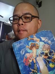 i was cleaning my room today and putting my stuffs to a new box, my stuffs  that survived the flood in the house last month i saw how otaku i was back