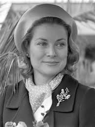 Grace Kelly : her beauty, her films