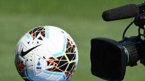 Le notizie di prima pagina su tutte le partite di calcio della serie b in diretta live streaming (oggi) pubblicate dagli utenti. Oggi In Tv In Campo Anche Gli Anticipi Di Serie A E La Serie B Tuttomercatoweb Com