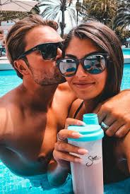 Meike und marco haben sich mehr als nur getroffen, es ging zur sache. Uzivatel Pr Gateway Na Twitteru Zuckerentzug Ex Bachelor In Paradise Kandidaten Johannes Haller Und Yeliz Koc Testen Shape Babe Kur Https T Co Zlzsqepww3 Johanneshaller Yelizkoc Shapeworld Shapebabe Detox Zuckerentzug Zucker Stars