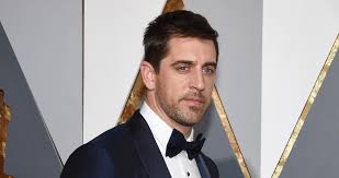 Aaron rodgers was not a bad jeopardy host tonight… i think he needs a little speech and diction coach and he'll be perfect. What Is Aaron Rodgers Salary For Hosting Jeopardy