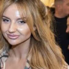 Stream Cleo Knight music