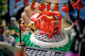 These three new sets are available in malaysia now, and they include lego story of nian, lego spring lantern festival and lego duplo town happy childhood moments. We Build The Lego Spring Lantern Festival For Lunar New Year Ign