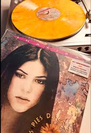 SHAKIRA PIES DESCALZOS [30TH ANNIVERSARY EDITION] [YELLOW WITH RED SWI...