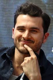 I wished I had met deforest, leonard and majel as they're the only cast  members that I didn't meet!😢😢