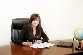 Conform avocatnet.ro,atunci când trei sau mai multe persoane doresc să îşi ofere resursele materiale, cunoştinţele şi forţa de muncă pentru realizarea unor activităţi în interesul colectivităţii şi nu în scop. Asociatii Si Club Sportiv Infiintare Act Constitutiv Statut Avocatcluj Comb