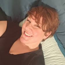 If you're new to me: I'm a recently-single gal getting back my SPARKLE.  Being truly myself for the first time. Follow me for the travel hijinks,  ADHD nonsense, and everyday tomfoolery helping