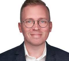 Katherine Parris's Instagram, Twitter & Facebook