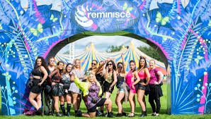 Dans un futur proche, miami a été submergé par les flots, suite aux effets du changement climatique. Reminisce Festival