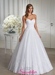 Scopri le 2021 nuove collezioni di abiti da sposa. Sanguinoso Mansuetudine Prestare Attenzione A Abiti Da Sposa Semplici Ed Eleganti A3v It