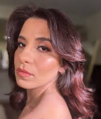 Carol Graf's Instagram, Twitter & Facebook