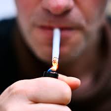 Tabac: cette marque très populaire baisse les prix de ses cigarettes au 1er septembre (d'autres vont au contraire augmenter) — RMC