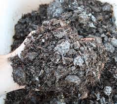 Blended mushroom compost is an excellent soil amendment that will add life to your soil as well as break up heavy clay soils. Mushroom Soil Weaver Mulch