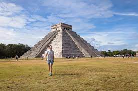 Cancún is a city in southeast mexico on the northeast coast of the yucatán peninsula in the mexican state of quintana roo. Cancun Travel Guide What To Do In Cancun Mexico 2021 Guide