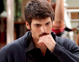 Ailesi o beş yaşındayken boşandı. Can Yaman Kimdir Erkenci Kus Can Yaman Kac Yasinda Can Yaman In Boyu Sevgilisi Eski Hali Egitimi
