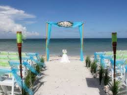 Beth beattie and lawson aschenbach get married in palm beach, florida. Florida Beach Wedding Themes Tantalizing Turquoisesuncoast Weddings