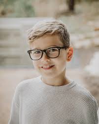 BABY NUMBER 3 is joining our crew this August 🖤 These two barefoot besties  are so excited and have truly been the best care takers. They are always  checking