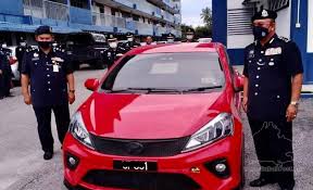 Adakah anda memerlukan pinjaman cepat dengan kadar faedah yang relatif rendah serendah 2% ?, cari lagi kerana linda moore firma pinjaman menawarkan pinjaman perniagaan, pinjaman peribadi, pinjaman rumah, pinjaman kereta, pinjaman pelajar, pinjaman penyatuan hutang e.t.c. Wanita Berasal Dari Tawau Menyamar Jadi Inspektor Humairah Sabah Post