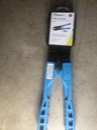 It has also been factory calibrated to work perfectly with astm f1807. Sharkbite Pex Crimp Ring Tool Kit 865896 For Sale Online Ebay