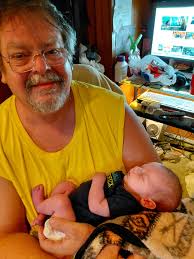 Going back to 1989🚀..mellowing out in our Bahamas and feeling fine🇧🇸"