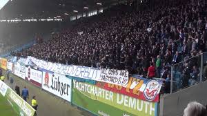 Schwarz sind die ultras, die den verein zugrunde richten. Ultras Hansa Rostock Vs St Pauli Ultras Youtube