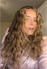 Happy caturday😺💙