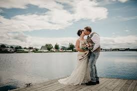 Anchorage Wedding Photographer Alaska Destination Wedding Elopement Alaska Destinations Alaska Wedding Photographer Wedding Photographers