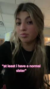 Amanda Madigan's Instagram, Twitter & Facebook