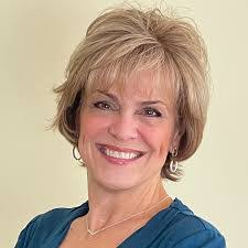 Lisa Krawczyk's Instagram, Twitter & Facebook