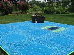 Find the best blanket for all your outdoor needs today! Picnic Blanket Beach Blanket Bandana Quilt Extra Large Etsy Picnic Blanket Quilt Picnic Blanket Bandana Quilt