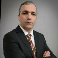 30+ perfis com “Reinaldo Guerra”