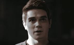 16 Burning Questions Riverdale S1 Left Unanswered