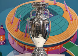 Laden sie unsere spielpläne kostenlos herunter und lassen sie achten sie darauf, dass sie geschützte begriffe wie „uefa euro 2021 sowie offizielle grafiken in. Em 2021 Stadien Das Sind Die 11 Spielorte Der Euro