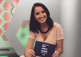 Apresentadora Gaucha Se Emociona Ao Vivo Por Chegar A Ultima Sessao De Quimioterapia Contra O Cancer