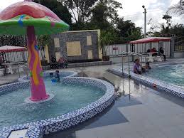 Untuk kolam renang anak portabel dibanderol dengan harga rp 669.000 untuk kolam berdiameter 1 meter. Kolam Renang Di Ama Resort Muar