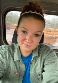 Jessica Mcburney's Instagram, Twitter & Facebook