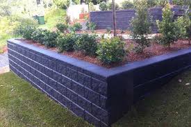 Want to know how much it costs to build a garden wall? Cost Of Landscaping Hourly Rates Cost For New House