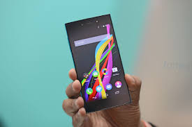 Wiko Highway Star 4G Pictures, design ...