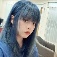 30 歲後才發現， 有些朋友沒聯絡就真的消失了。 以前每天膩在一起， 現在連一句「最近好嗎」都沒有， 長大後的友情是不是很現實？