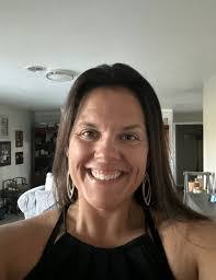 Jennifer Evans's Instagram, Twitter & Facebook