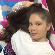 Manuela Cuervo (@ManuelaCuervo98)